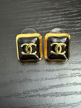 CHANEL Black and Gold Square Clip-On Earrings